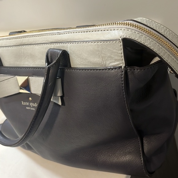 Vintage Kate Spade Bag *Final Markdown Price* - Picture 9 of 17